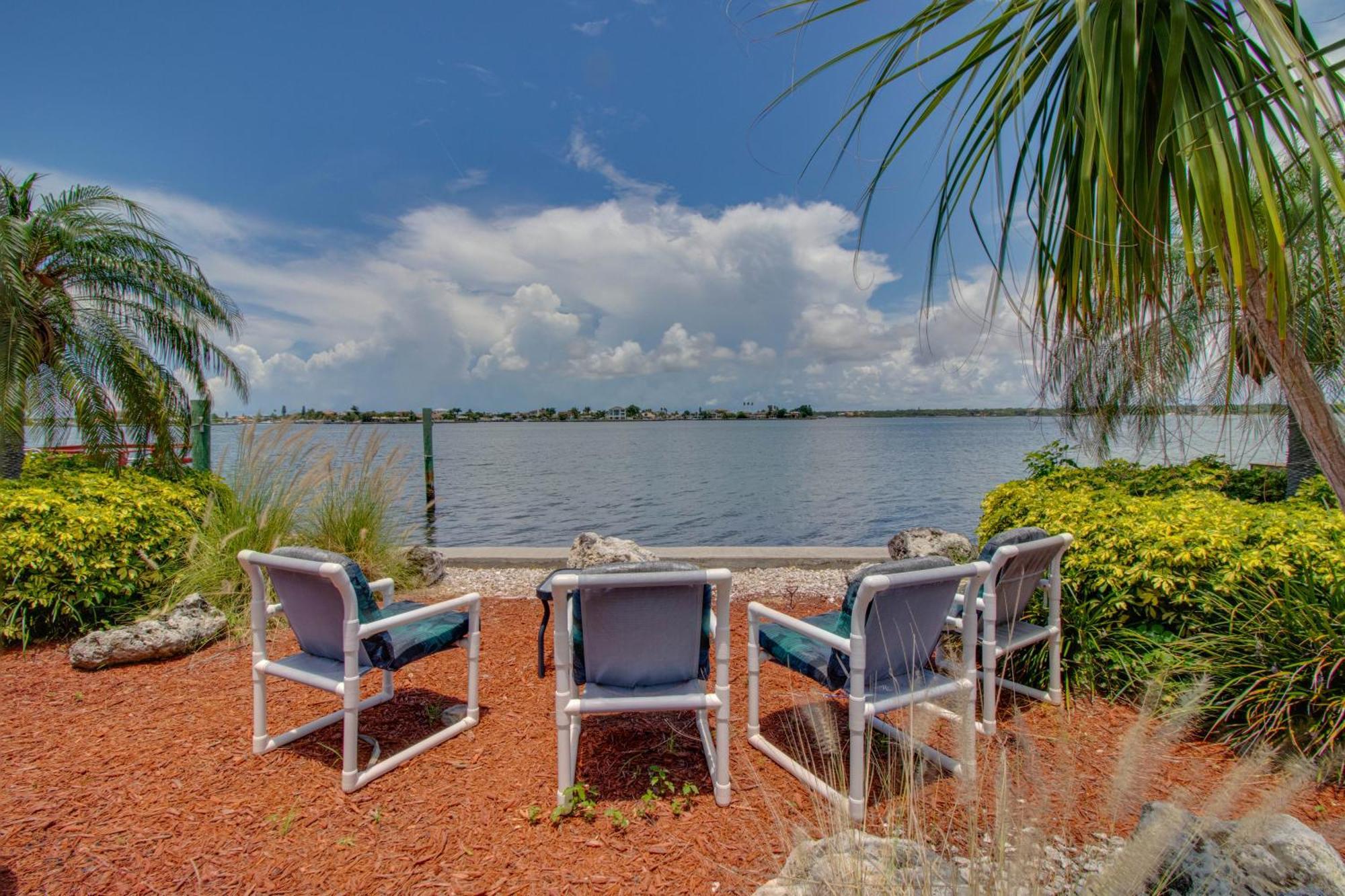 Apartmán 102-Tiny Treasure-Waterfront With Heated Pool St. Pete Beach Exteriér fotografie